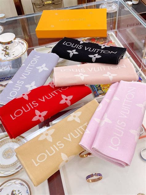 louis vuitton gift wrapping|louis vuitton scarf wrap.